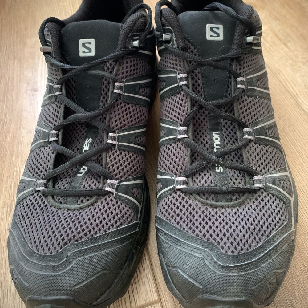 Salomon Hiking Shoe